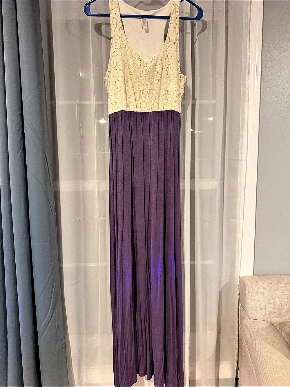 Pink Blush Lace Maxi Dress in Purple & Cream Like New